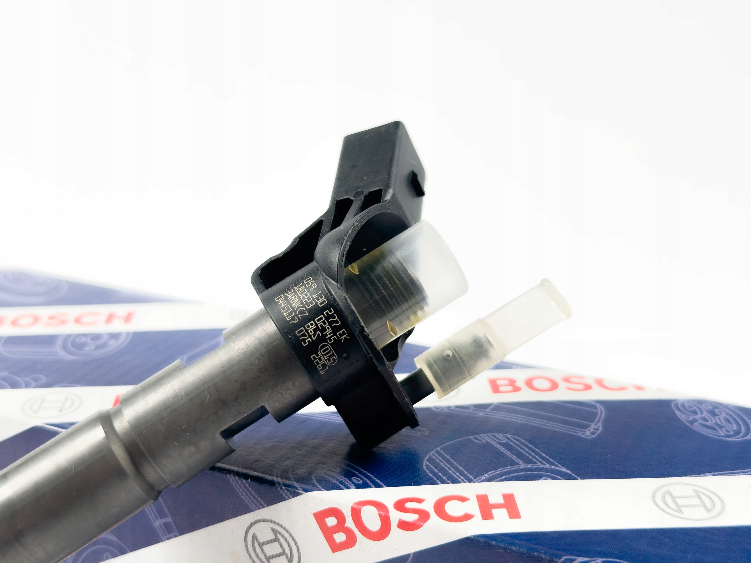 Sada 6 ks vstřikovačů Bosch 0445117075 — Porsche 3.0 TDI, Pe stoc, cu taxă — foto 3 z 9