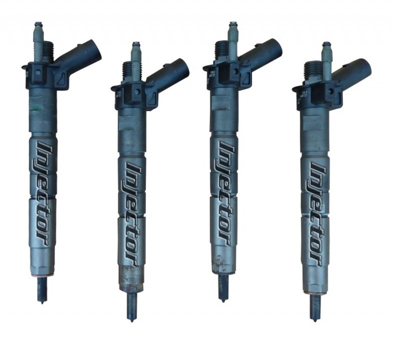 Bmw 4 425 d 160 KW 218 HP set de 4 injectoare utilizate BOSCH 13518577653, 13537823462