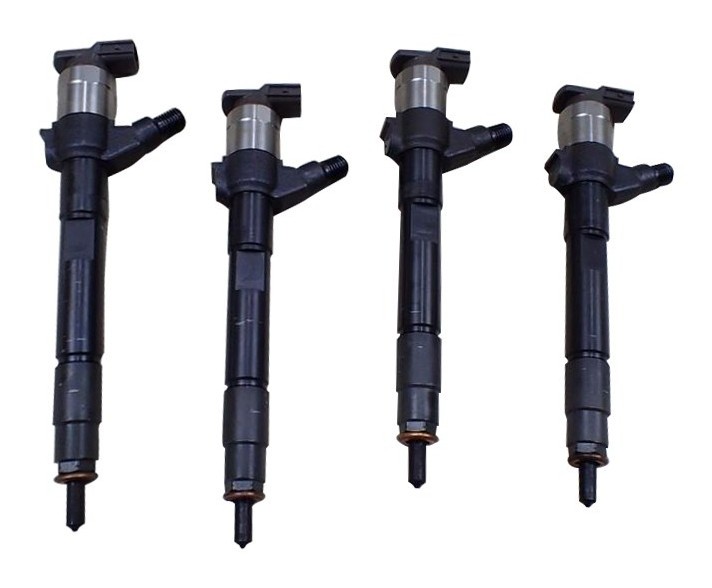 Mitsubishi Outlander 2.2 DI-D 4x4 130 KW 177 HP set de 4 injectoare utilizate DENSO 1465A306, 1465A323