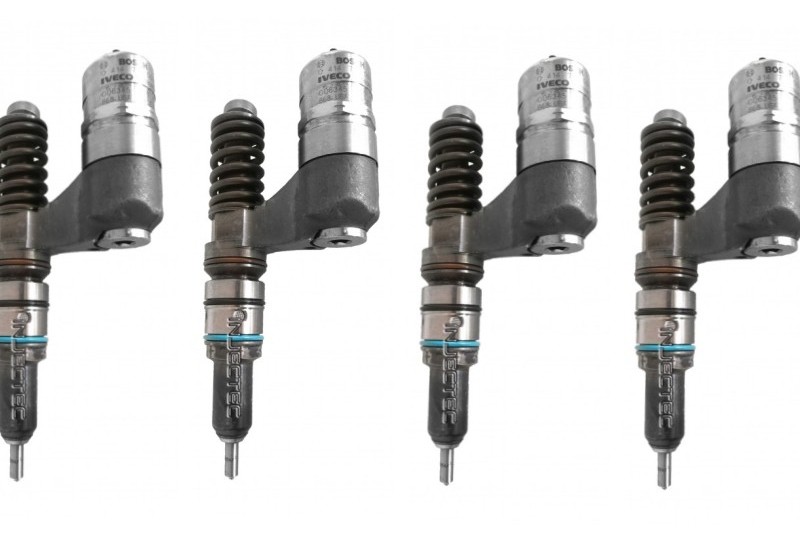 Bosch set de 4 injectoare 0986441103