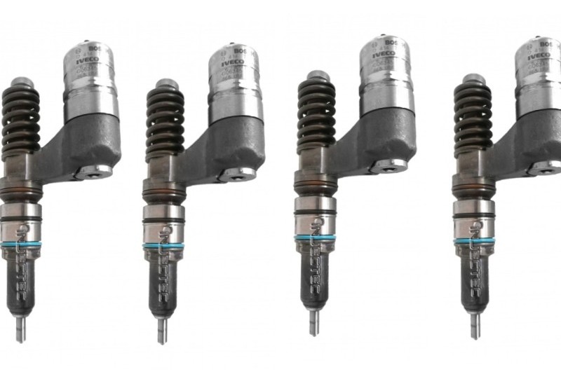 Bosch set de 4 injectoare 0986441020